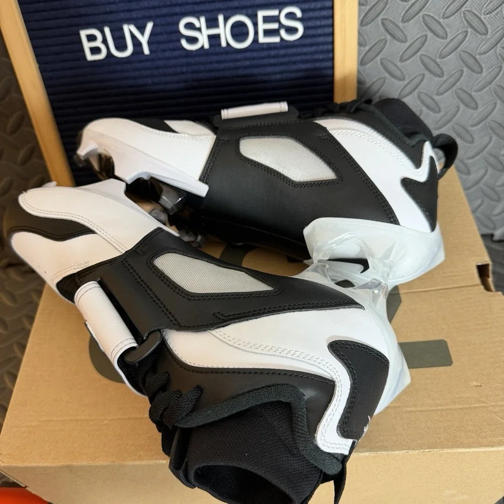 Nike Vapor Edge DT '93 TD Football Cleats Men Size 9 Black / White WHF5298-101 - Picture 6 of 8